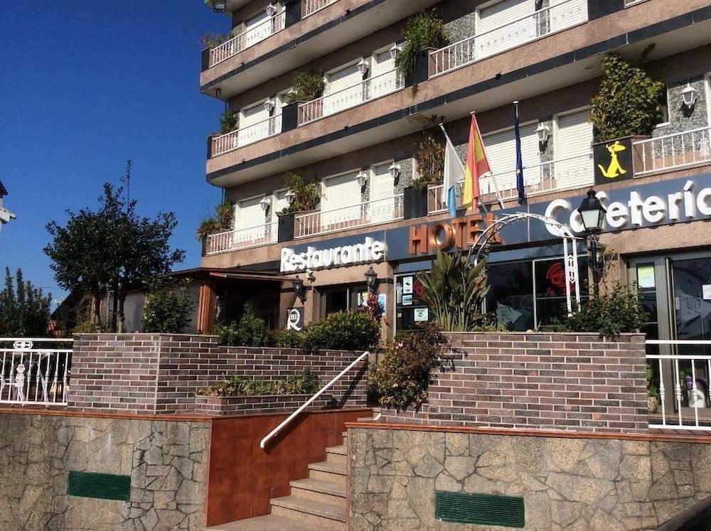 Hotel Internacional Porrino Bagian luar foto