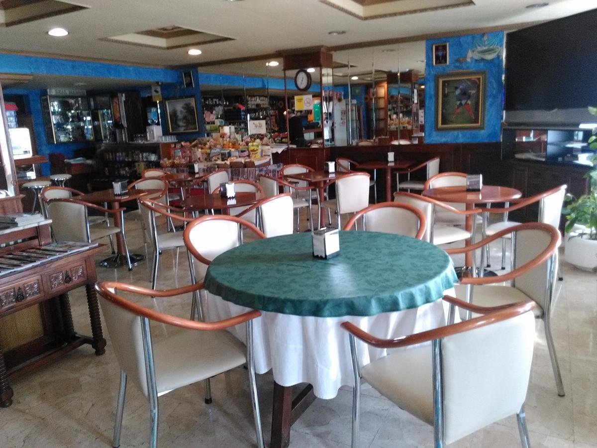 Hotel Internacional Porrino Bagian luar foto