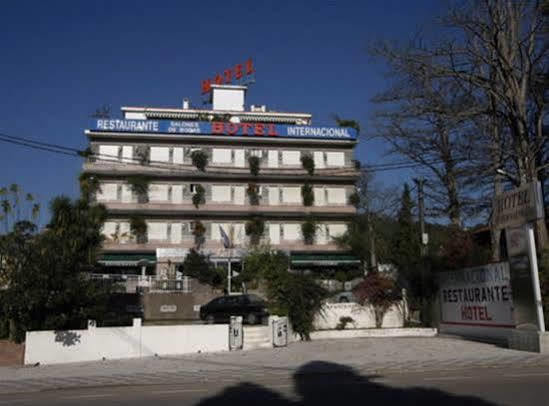 Hotel Internacional Porrino Bagian luar foto